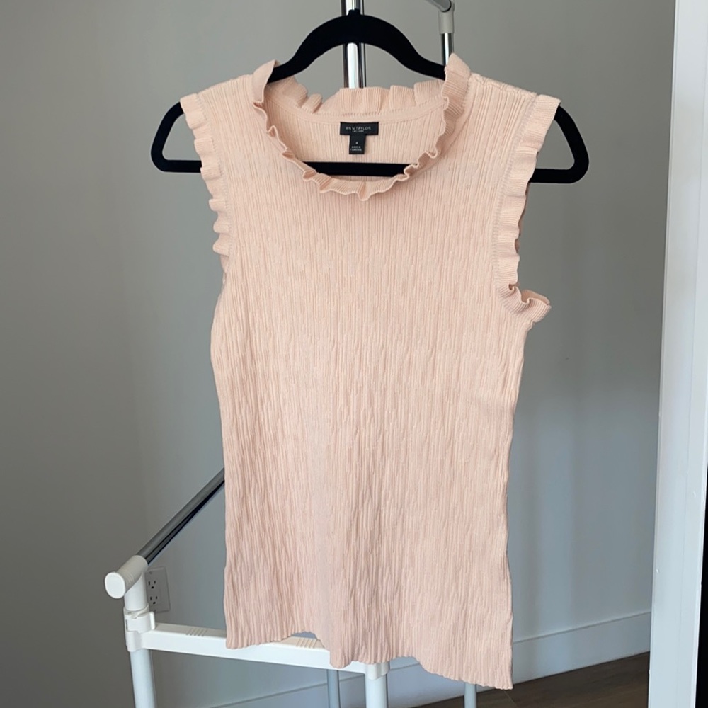 Ann Taylor Shell / Tank